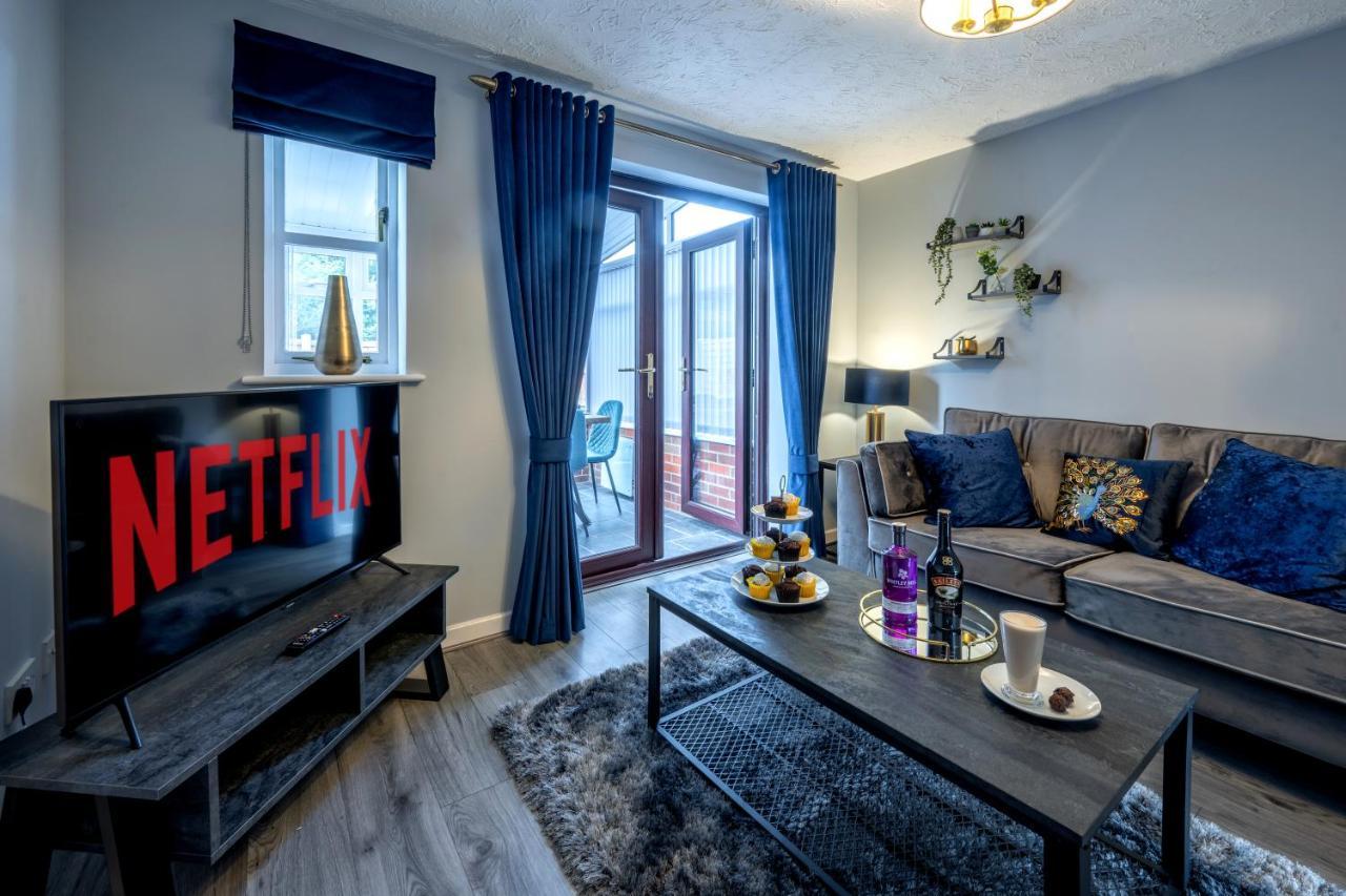 Yew Tree House Contractor / Family Home Free Netflix Fast Wifi Near Dudley/Birmingham Cradley Heath المظهر الخارجي الصورة