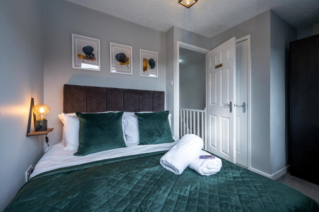 Yew Tree House Contractor / Family Home Free Netflix Fast Wifi Near Dudley/Birmingham Cradley Heath المظهر الخارجي الصورة