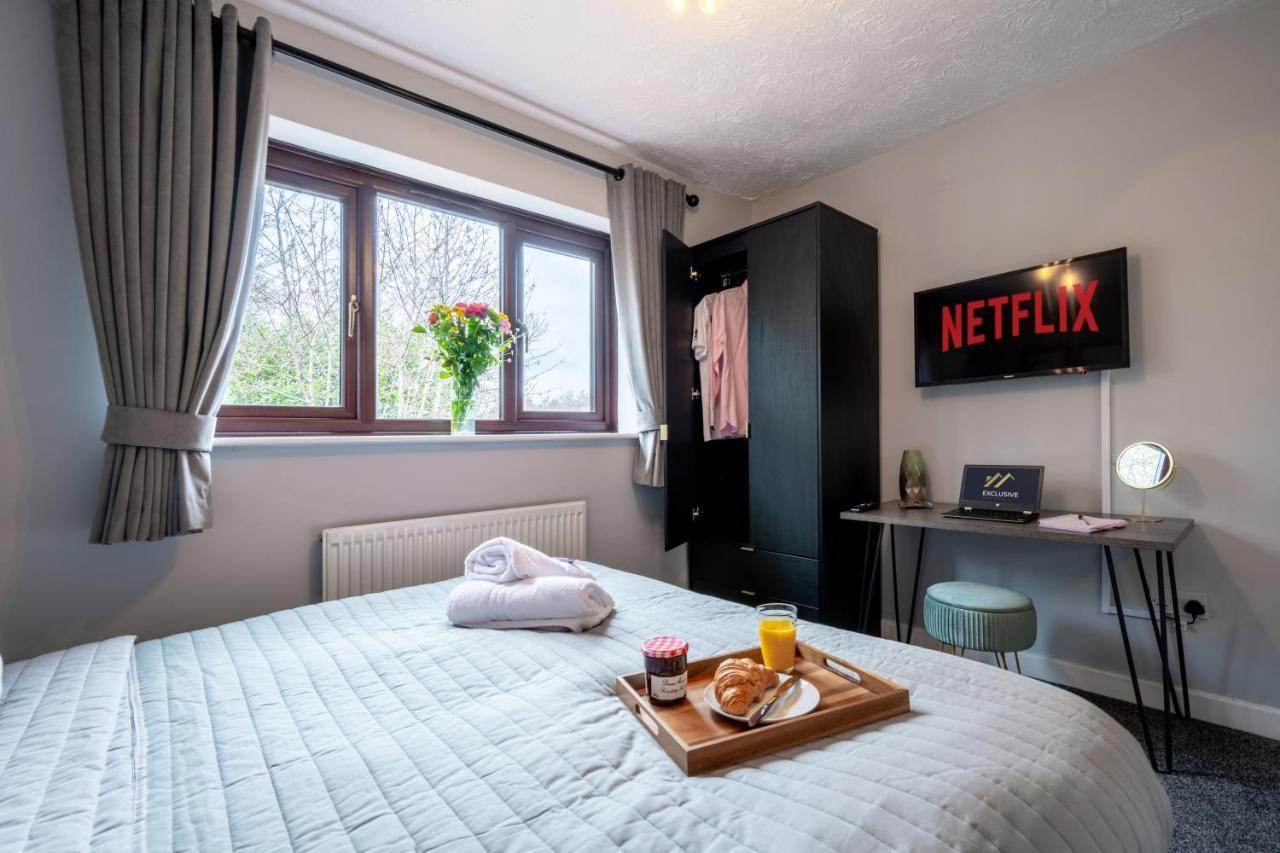 Yew Tree House Contractor / Family Home Free Netflix Fast Wifi Near Dudley/Birmingham Cradley Heath المظهر الخارجي الصورة